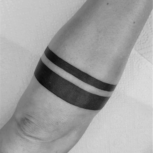 Solid line tattoo meaning